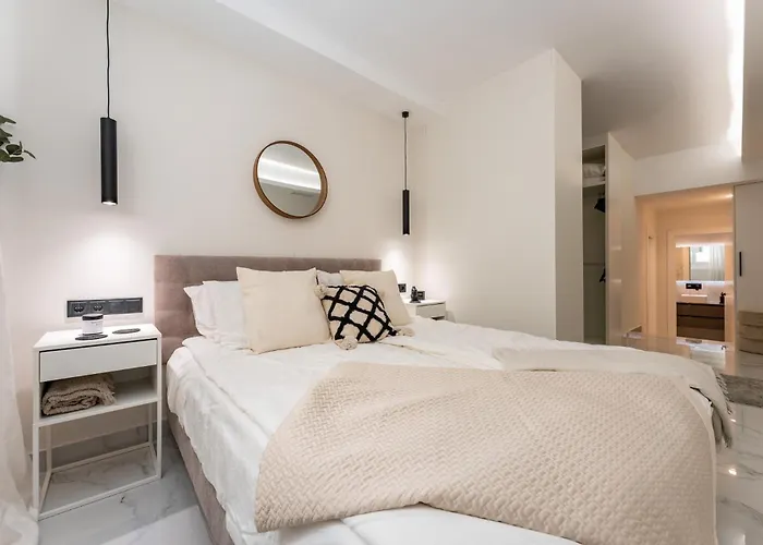 Ct 314 - Malaga Citylights - Teatro Cervantes Apartment